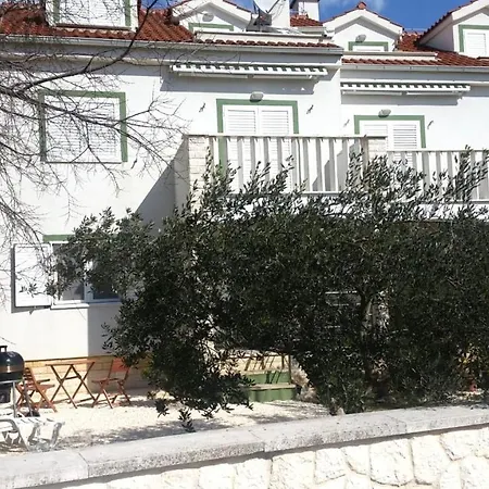 Appartement Apartman Luna Vodice