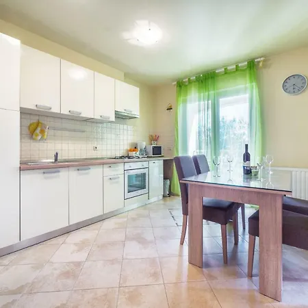 Appartement Apartman Luna Vodice