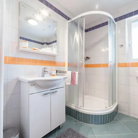 Apartman Luna * Vodice